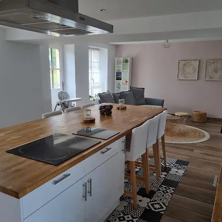 Le Clos Champlieu Tatil Evi