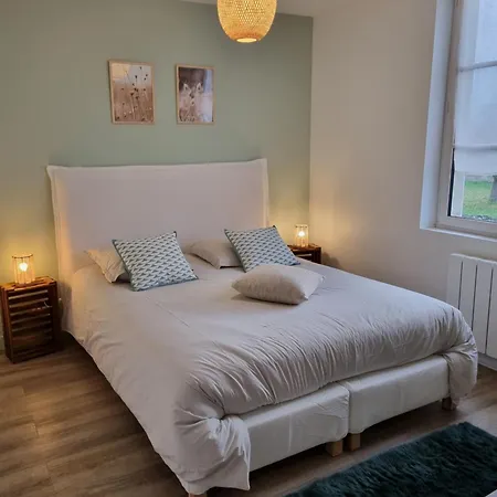 Holiday home Le Clos Champlieu Orrouy