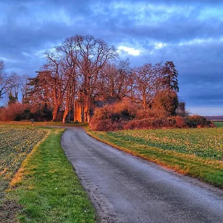 Le Clos Champlieu Holiday home Orrouy
