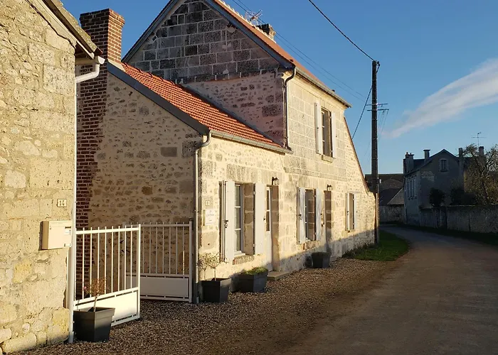 Holiday home Le Clos Champlieu Orrouy