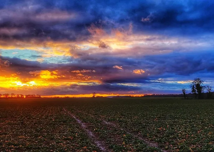 Holiday home Le Clos Champlieu Orrouy