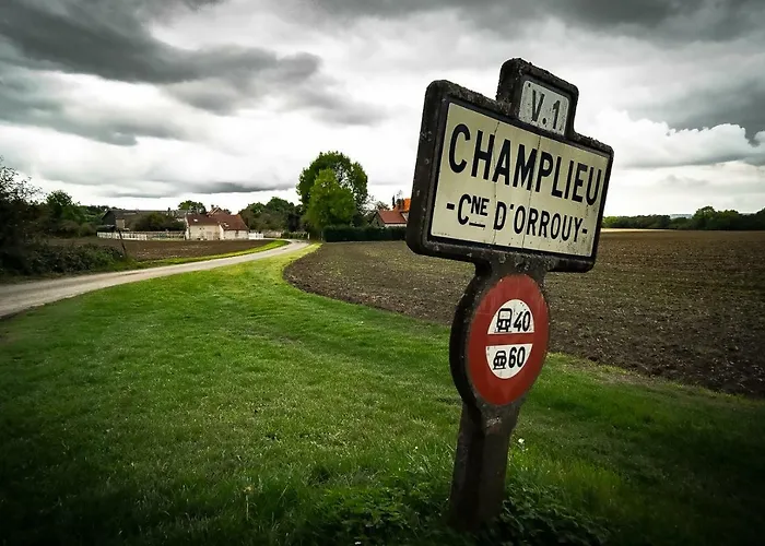 Le Clos Champlieu Holiday home